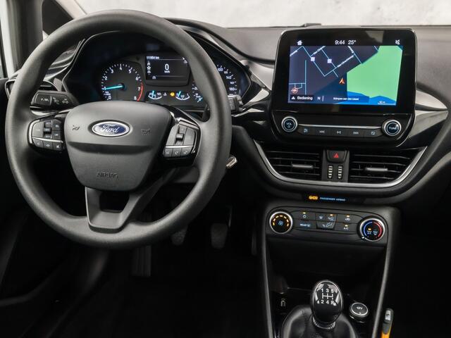 Ford FIESTA 1.1 Sport (APPLE CARPLAY, GROOT NAVI, PARKEERSENSOREN, SPORTSTOELEN, CRUISE, LANE ASSIST, NIEUWSTAAT)