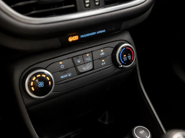 Ford FIESTA 1.1 Sport (APPLE CARPLAY, GROOT NAVI, PARKEERSENSOREN, SPORTSTOELEN, CRUISE, LANE ASSIST, NIEUWSTAAT)