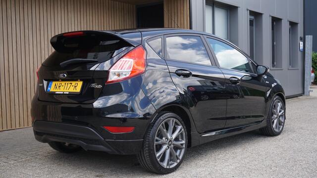 Ford FIESTA 1.0 100pk EcoBoost ST Line 5 drs Xenon Clima*NL auto* pdc Navi Cruise *3de eigenaar*