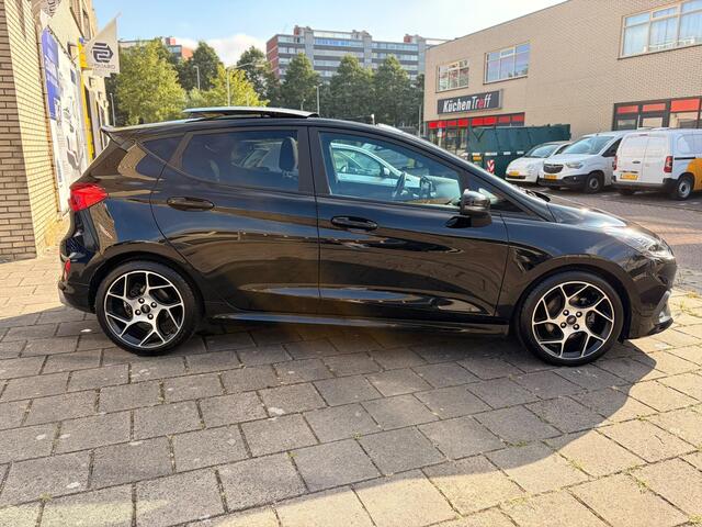 Ford FIESTA 1.5 EcoBoost ST-3 Pano/Keyless/B&O/Full optie
