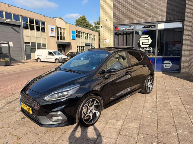 Ford FIESTA 1.5 EcoBoost ST-3 Pano/Keyless/B&O/Full optie