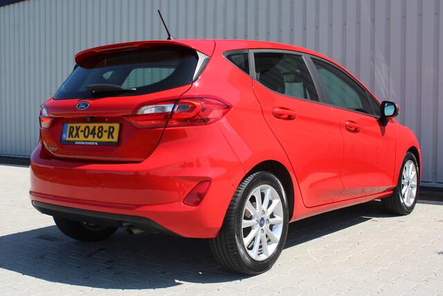 Ford FIESTA 1.0 EcoBoost Titanium | Incl. 12 maanden garantie | Cruise control | Climate control | Parkeersensoren v+a | Achteruitrijcamera | Stuur / Stoelverwarming | 100% onderhouden | Regensensor | Ford Sync | mistlampen voor | Voorruitverwarming |