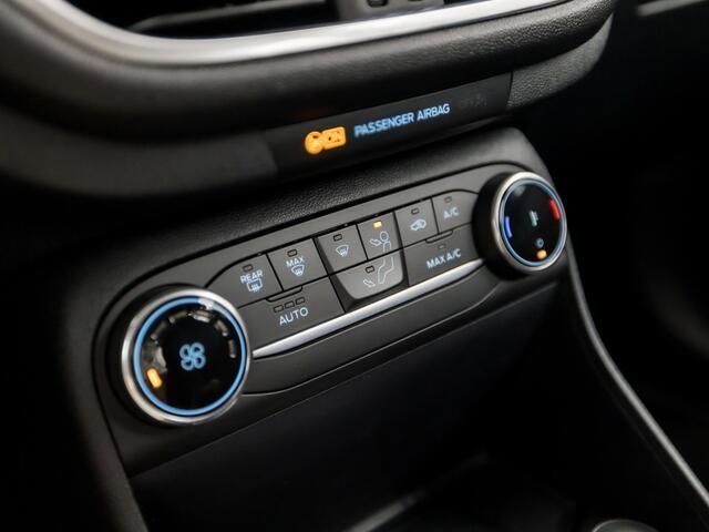 Ford FIESTA 1.0 EcoBoost Hybrid Titanium (APPLE CARPLAY, GROOT NAVI, CLIMATE, SPORTSTOELEN, PARKEERSENSOREN, LM VELGEN, CRUISE, NIEUWSTAAT)