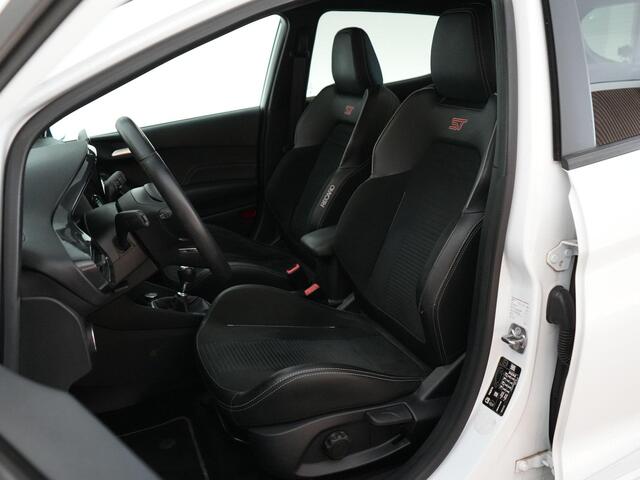 Ford FIESTA ST-3 1.5 200pk |B&O|Apple Carplay|LED-koplampen|Keyless|winterpack|cruise control|parkeersensoren achter|18" LMV|