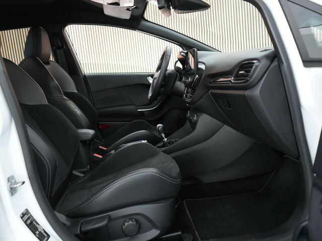 Ford FIESTA ST-3 1.5 200pk |B&O|Apple Carplay|LED-koplampen|Keyless|winterpack|cruise control|parkeersensoren achter|18" LMV|