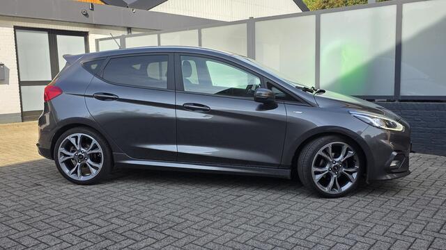Ford FIESTA 1.0 EcoBoost ST-Line 125pk Navi, Camera, Pdc, Led koplampen, 18"