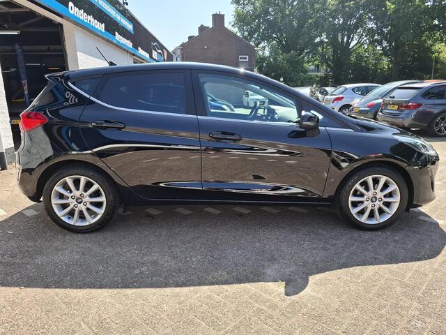 Ford FIESTA 1.0 EcoBoost Titanium X /Nieuwe apk bij aflevering/All season banden/Navi