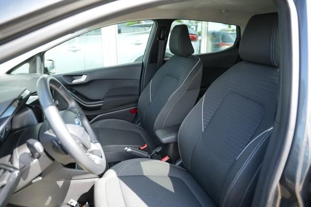 Ford FIESTA 1.0 ECOB. TITANIUM, Carplay,Trekhaak.Automaat