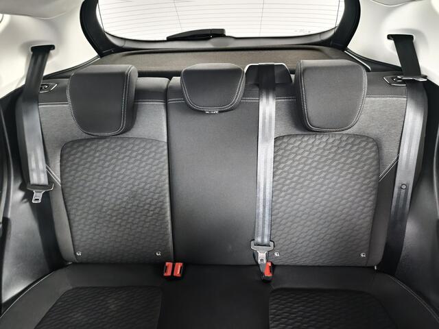 Ford FIESTA 1.0 EcoBoost Titanium | Winter Pack | Carplay/Android Auto | Parkeersensoren |