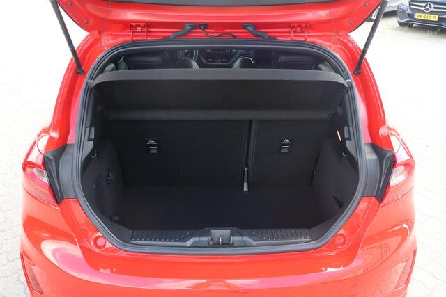 Ford FIESTA 1.5 EcoBoost ST-3 | NL Auto | Achteruitrijcamera | elektrische ramen | stoelverwarming voorin | airco |