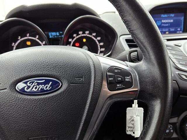 Ford FIESTA 1.0 Style Ultimate | Navigatie | Parkeersensoren | Lichtmetalen velgen