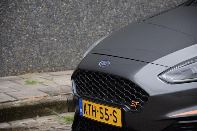 Ford FIESTA 1.5 EcoBoost ST-3 | lederen/stof bekleding | blind-spot | voorstoelen verwarmd |