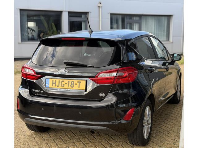 Ford FIESTA 1.0 EcoBoost Titanium 101PK | AUTOMAAT | Carplay | Airco | Cruise Control | Lichtmetalen Velgen | Privacy Glass |