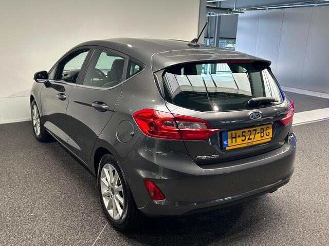 Ford FIESTA 1.0 EcoBoost Titanium | Navigatie | Camera | Verwarmbare voorruit |