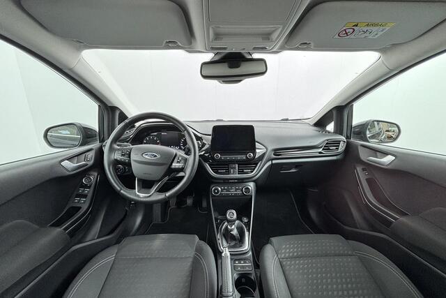 Ford FIESTA EcoBoost Titanium Navi Camera Ad. Cruise Winter Parking Dodehoek pack Dealeronderhouden