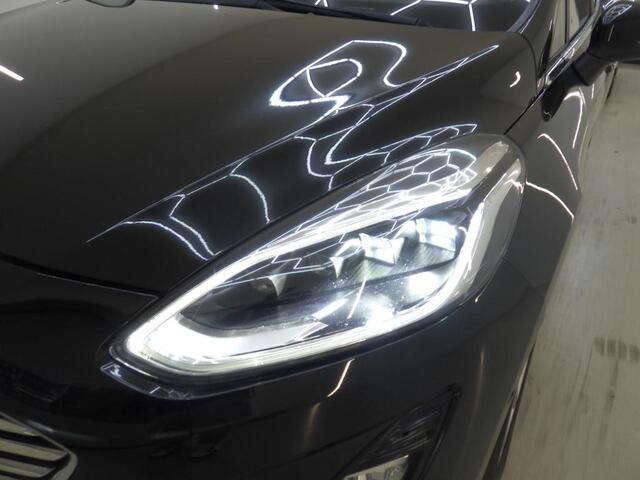 Ford FIESTA EcoBoost Titanium Navi Camera Ad. Cruise Winter Parking Dodehoek pack Dealeronderhouden