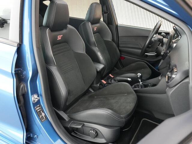 Ford FIESTA ST-3 1.5 200pk PERFORMANCE PACK |pano|launch control|sper diff|B&O|Apple Carplay|winterpack|LED|cruise control|18" LMV|
