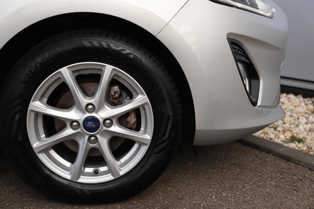 Ford FIESTA 1.0 EcoBoost Titanium 95PK Navigatie LMV Carplay Android Climate Cruise Control Parkeersensor
