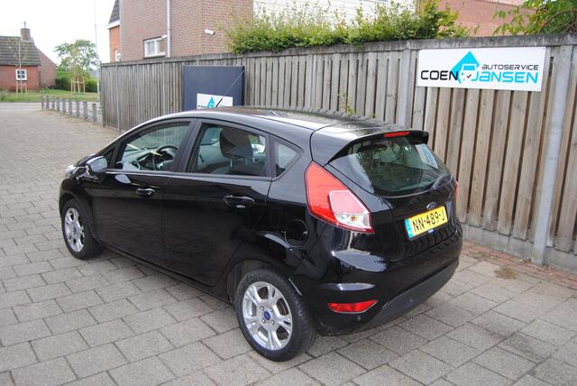 Ford FIESTA 1.0 Style Ultimate Airco, Navigatie Cruise controle