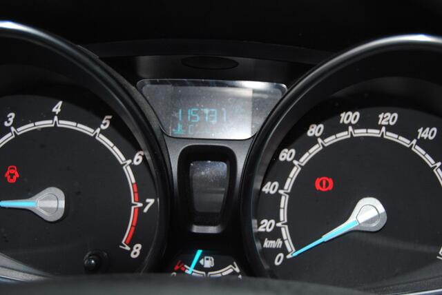 Ford FIESTA 1.0 Style Ultimate Airco, Navigatie Cruise controle