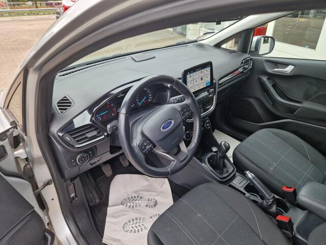 Ford FIESTA 1.1i Titanium Climate Apple car/ Android auto Tempolim. Topstaat!
