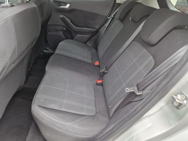 Ford FIESTA 1.1i Titanium Climate Apple car/ Android auto Tempolim. Topstaat!