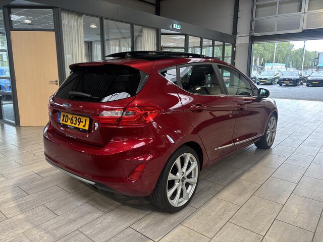 Ford FIESTA EcoBoost 100 pk Vignale | Pano | Winter Pack | Half leer | B&O | Camera | 18" | Adapt. cruise