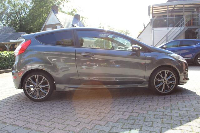Ford FIESTA 1.0 EcoBoost Black Edition 140PK ST-Line - Navi Airco