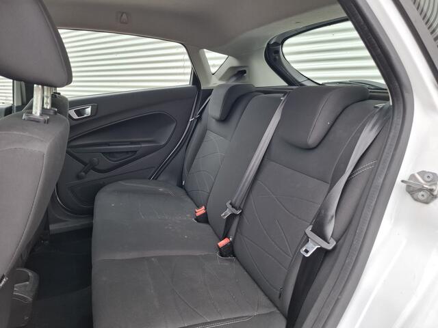 Ford FIESTA 1.0 Style Essential | Nieuw Binnen! | Navi | Airco |