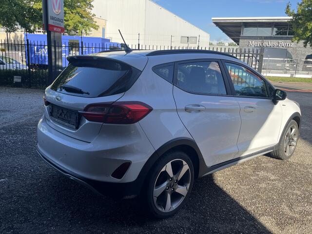 Ford FIESTA 1.0 EcoBoost Active X ST-Line // HOGE INSTAP! // PDC // CRUISE // AUTOMAAT!! // STOELVERWARMING //
