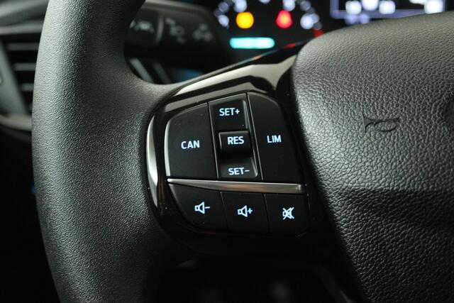 Ford FIESTA 1.0 EcoBoost Titanium (NAVIGATIE, CRUISE CONTROL, PARKEERSENSOREN)