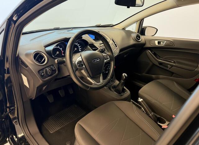 Ford FIESTA 1.0 Style Ultimate GARANTIE TOT 01-2028! * . STOEL VERWARMING . PARKEERSENSOREN ACHTER . CRUISE CONTROL .