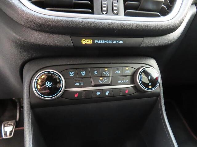 Ford FIESTA 125pk Eco Hybrid ST-Line Navi Winter & Parking pack Privacy glass ST Dakspoiler Dealeronderhouden