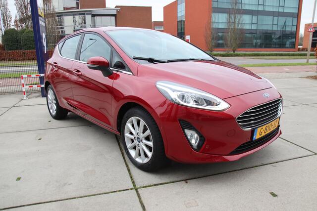 Ford FIESTA 1.0 EcoB Titanium BLIS, B&O, Carplay, Clima, Camera, PDC, 1e eig, NL auto Zomeractie!!!