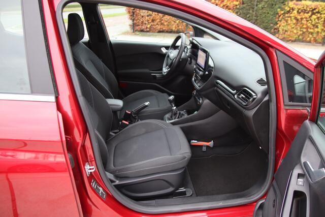 Ford FIESTA 1.0 EcoB Titanium BLIS, B&O, Carplay, Clima, Camera, PDC, 1e eig, NL auto Zomeractie!!!