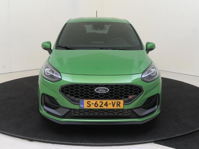 Ford FIESTA 1.5 Ecoboost ST-X | Stoelverwarming | Navigatie | Parkeersensoren
