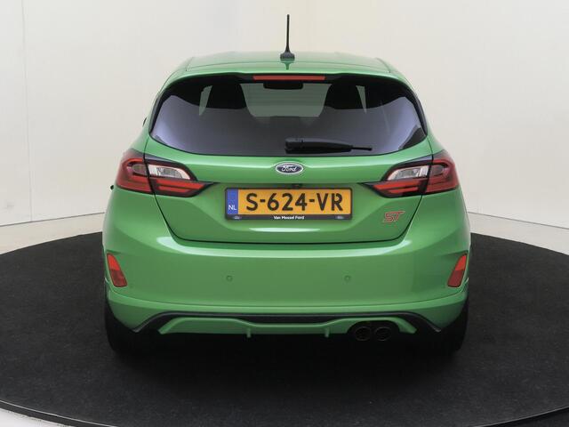 Ford FIESTA 1.5 Ecoboost ST-X | Stoelverwarming | Navigatie | Parkeersensoren