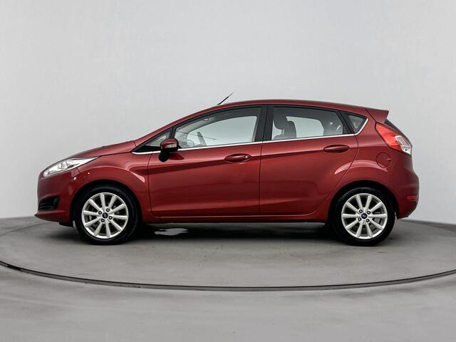 Ford FIESTA 1.0 EcoBoost Titanium 100PK | Automaat | Parkeersensoren | Climate Control | Lichtmetalen Velgen