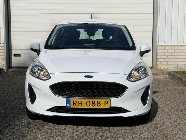 Ford FIESTA 1.1 Trend / All season banden / Apple Carplay & Android Auto / Cruise Control / Fabrieksnavigatie /
