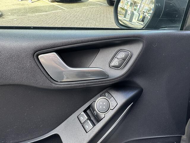 Ford FIESTA 1.0 EcoBoost ST-Line 76881KM! NAP | Apple Carplay | Navigatie | Climate Control | Cruise Control | Parkeersensoren | Lane Assist | Lichtmetalen Velgen |