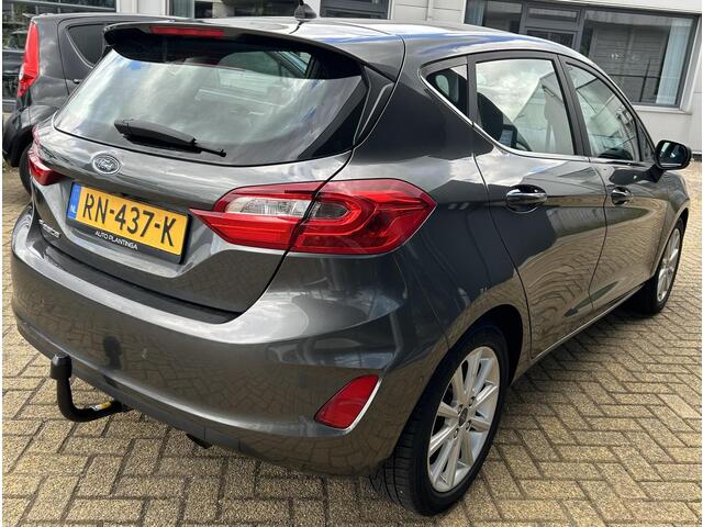 Ford FIESTA 1.0 EcoBoost Titanium 101PK | 1e Eigenaar! | Dealeronderhouden | NL AUTO | AUTOMAAT | Trekhaak | Achteruitrijcamera | B&O Audio | Navigatie | Climate Control | Adaptive Cruise Control | Voorruitverwarming | Parkeersensoren Voor en Achter | – foto 3