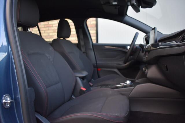Ford FOCUS 1.5 ECOB. ST Line. X BNS, BenO, Navi, Cruise, Lane