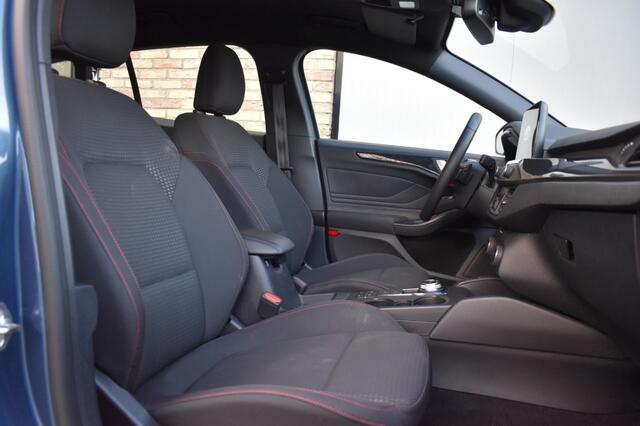 Ford FOCUS 1.5 ECOB. ST Line. X BNS, BenO, Navi, Cruise, Lane