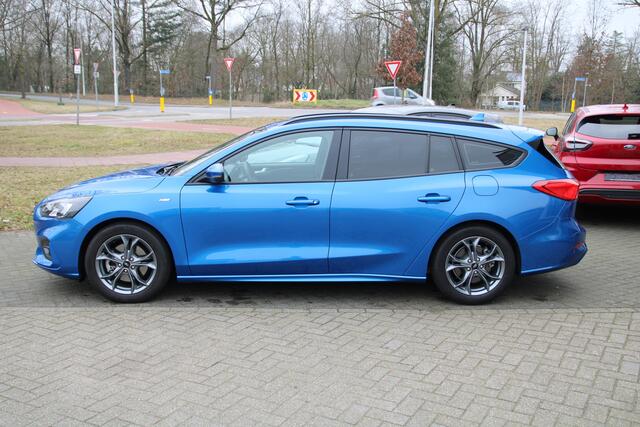 Ford FOCUS Wagon 1.0 EcoBoost 125 PK Hybrid ST Line Business TREKHAAK | NAVIGATIE | 17 LM VELGEN |