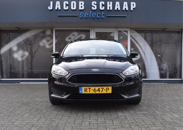 Ford FOCUS Wagon 1.0 Trend / Airco / 16" LM / Parkeersensoren /