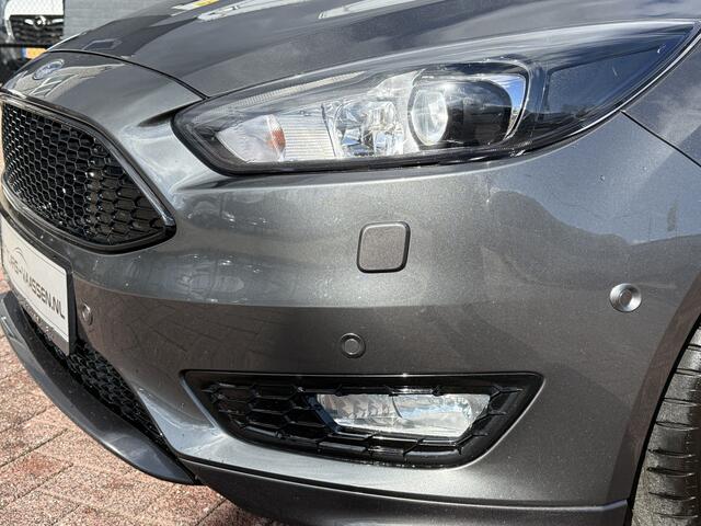 Ford FOCUS 1.5 EcoBoost ST Line RS uitvoering 150 pk automaat navigatie climate ctr cruise ctr bi-xenon led start/stop pdc v/a lmv 18 inch spoiler pakket dealer onderhouden