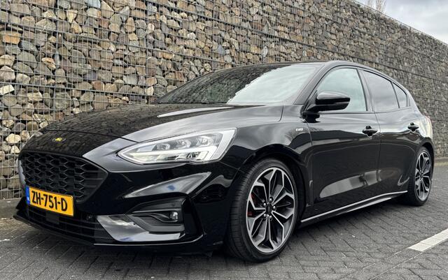 Ford FOCUS 1.5 150 PK ST Line Stoel. Stuurverw.