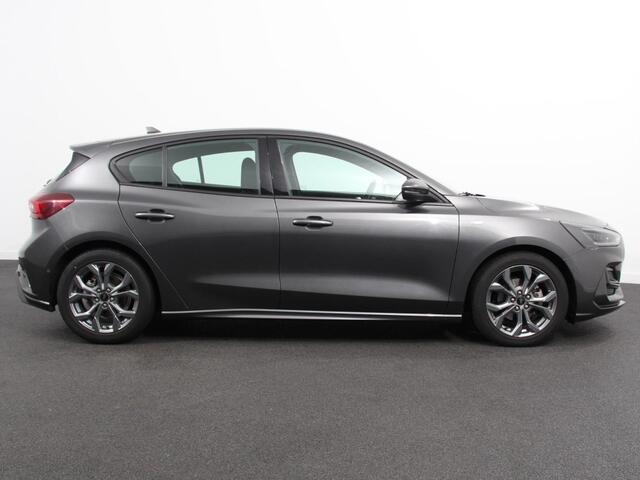 Ford FOCUS 1.0 125 PK Hybrid ST Line Groot Scherm! Navigatie Climate Control Led Dab Camera Parkeer sensoren Cruise Control Lichtmetalen velgen Prijs Incl. BOVAG Garantie