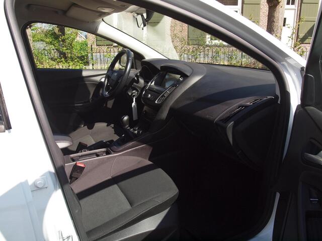 Ford FOCUS Wagon 1.0 Lease Edition | Nieuwe koppeling | Apple Carplay | Cruise Control | Parkeersensoren |