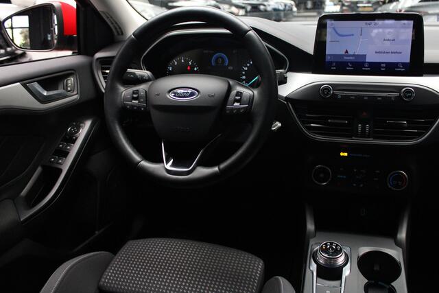 Ford FOCUS 1.5 EcoB. 150pk Aut. Navi Climate Stuurverwarming Stoelverwarming PDC LM velgen
